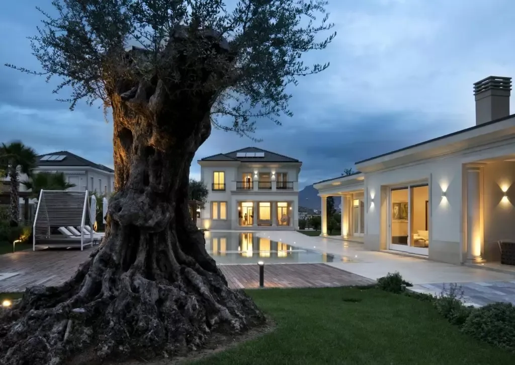 02_marco-piva_villa_tirana_okładka