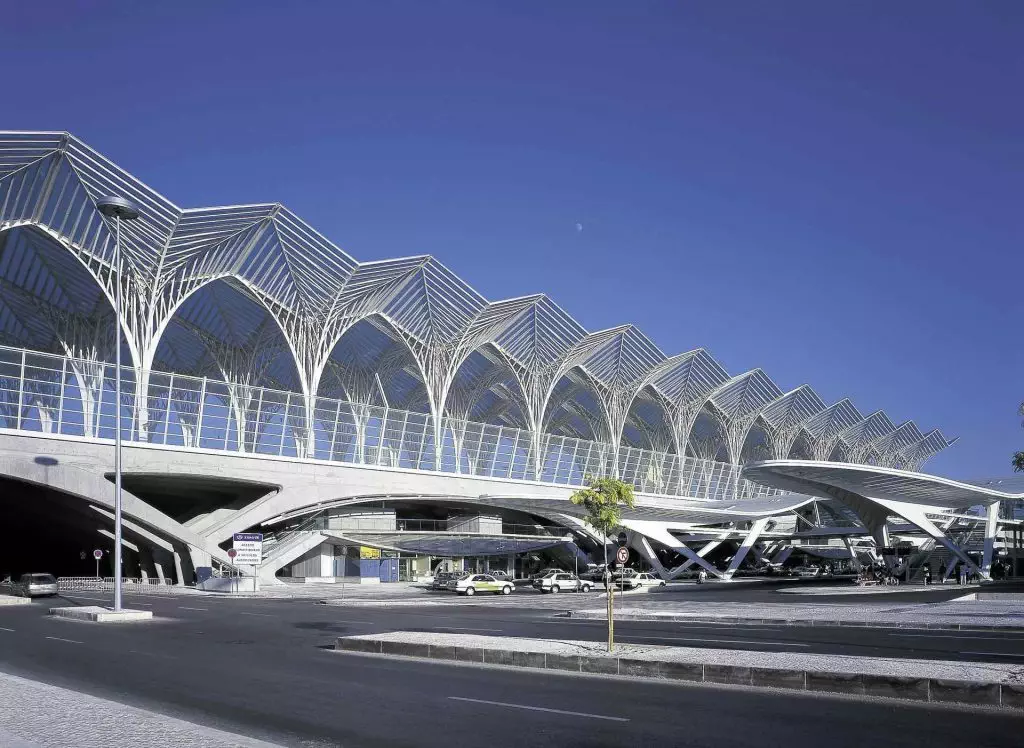 © Santiago Calatrava lisbon-oriente-station-04