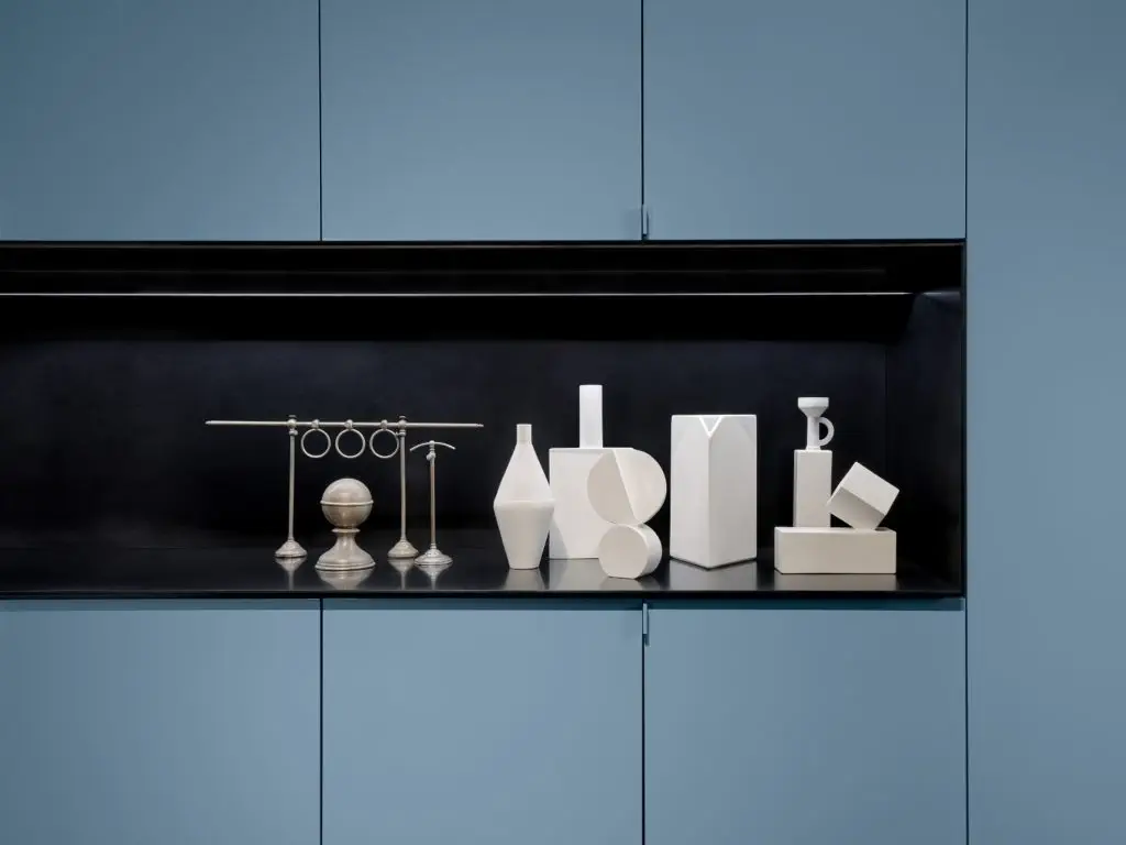 Szafa tradycyjna – Battente/Hinged, projekt: Piero Lissoni
