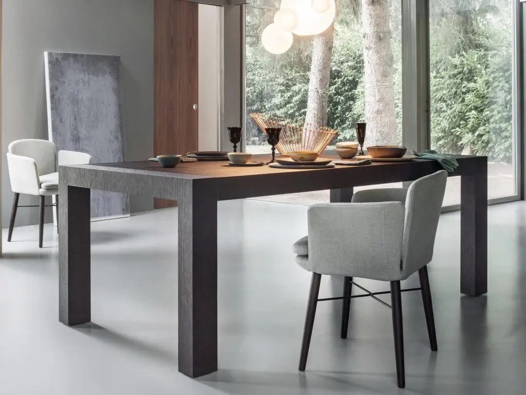 Lema DUECI Extending rectangular oak table