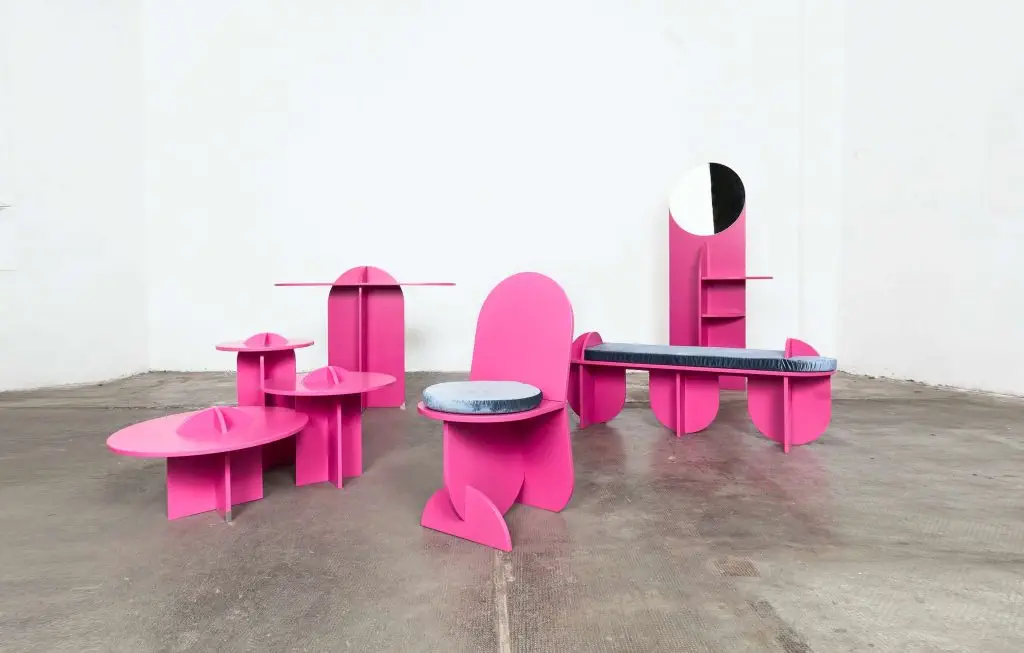 TESTATONDA_F4_Pink's not dead_Collezione(2)