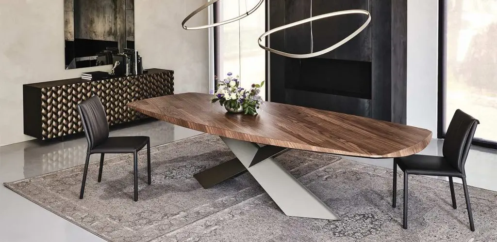 Tyron Wood Cattelan Italia