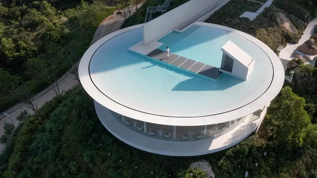 Water Drop Library - biblioteka otoczona naturą-pointofdesign.pl