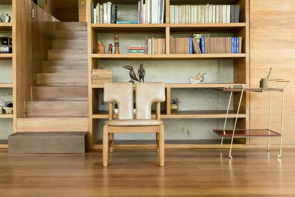 casa-bibilioteca-atelier-branco-07-© Ricardo Bassetti Kaza