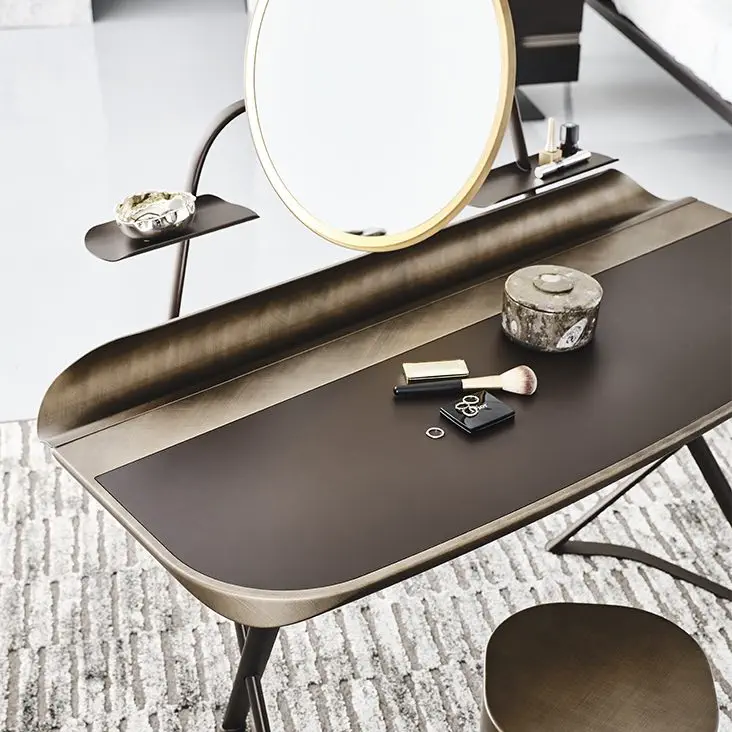 cocoon trousse leather paolo cattelan