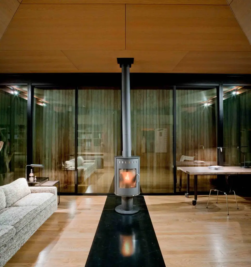 false-bay-szklana-kabina-magiczny-domek-olson-kundig-07