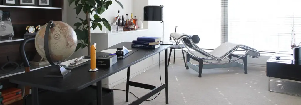 Biurko Cassina IC40 Sled Slim - projekt Rodolfo Dordoni
