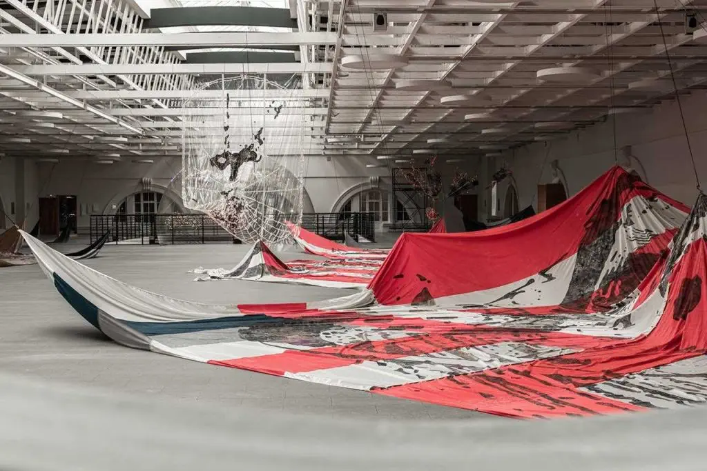 lee bul utopia saved wystawa 03